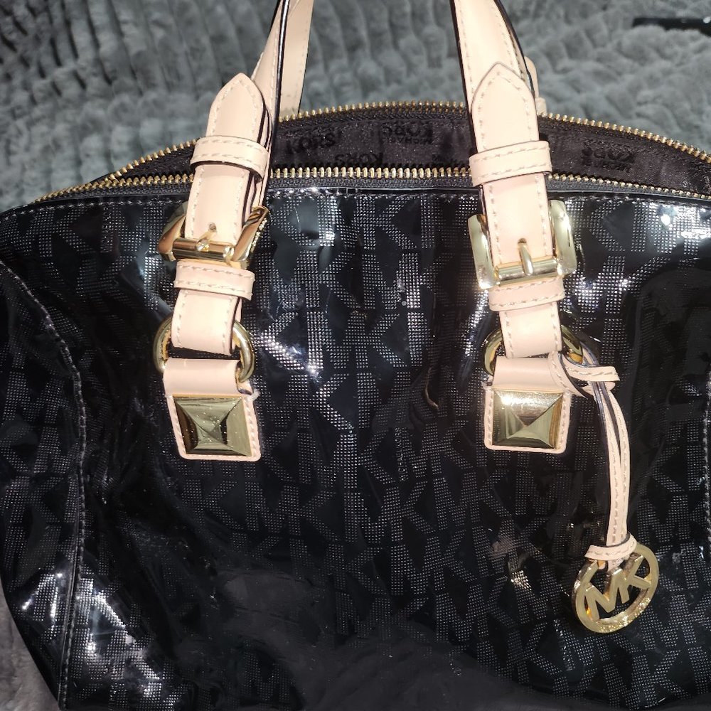 Michael kors handbag